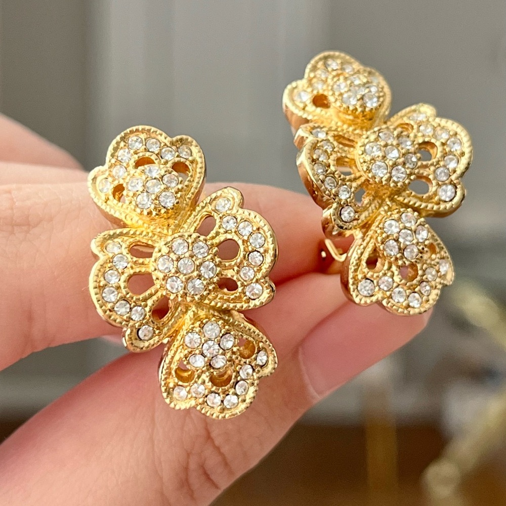 Vintage Christian Dior Lace Ribbon Flower Bow Tie Rhinestone Hoop Gold Earrings - Picture 2 of 7